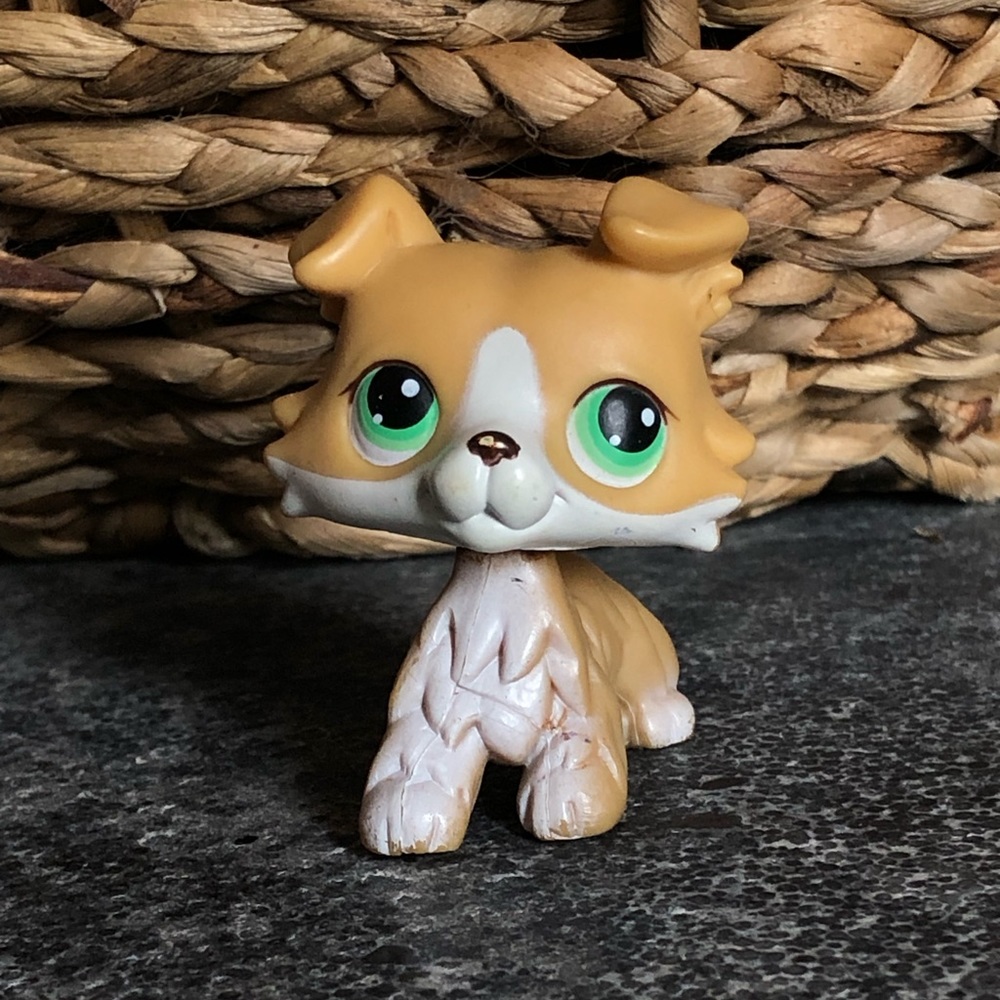 Littlest pet shop collie #272